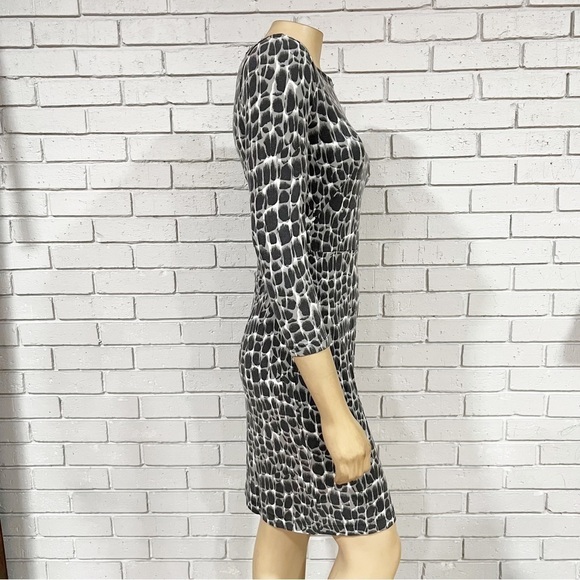 Ann Taylor Women’s‎ Graphic Print Dress - Picture 2 of 12